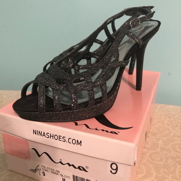 Nina Size 9 stilettos - Picture 3 of 8